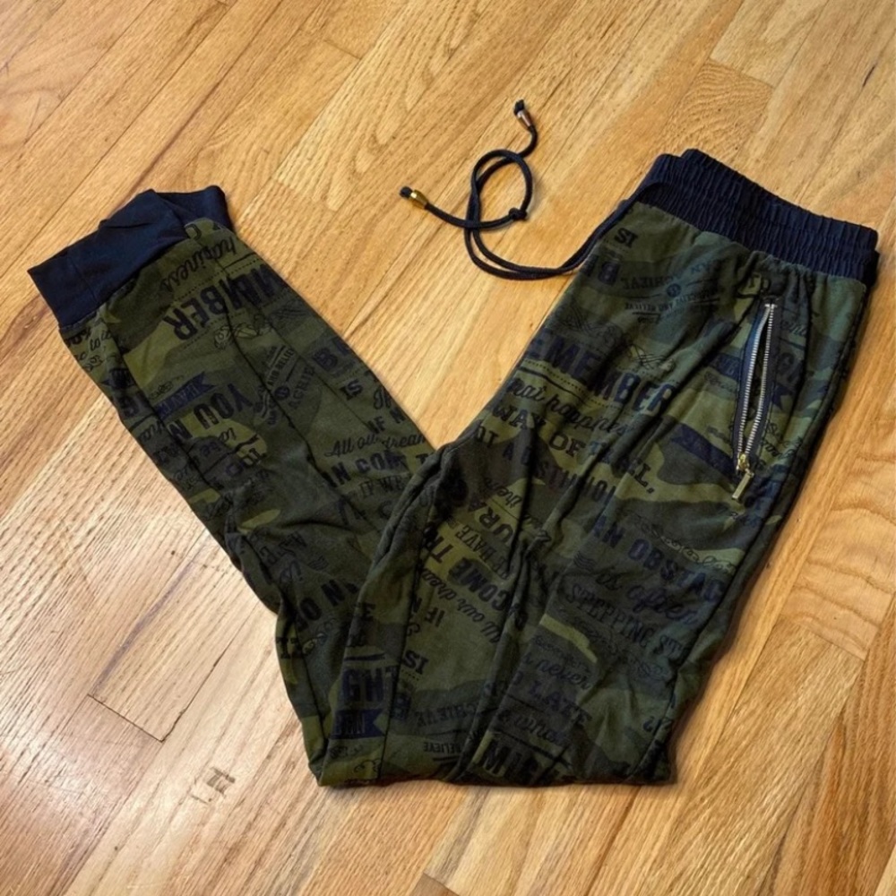 camo joggers
